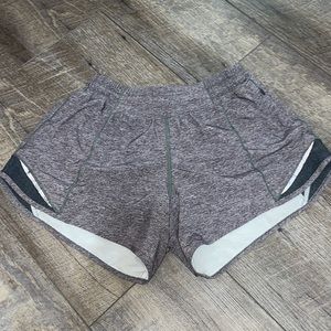 -lululemon - hotty hot shorts -heather lux multi black -size 4 -4 inch long
